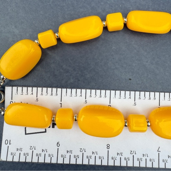 Vintage 1960s Mod Yellow Plastic Bead Necklace - Picture 9 of 10